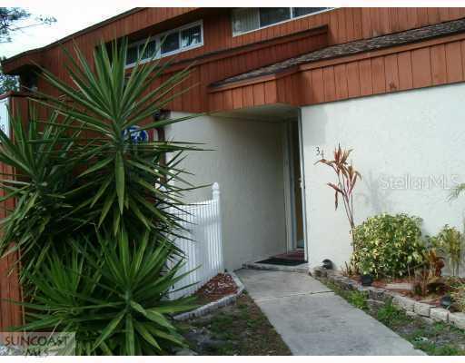 2054 Sunset Point Rd. #34, Clearwater, FL 33765