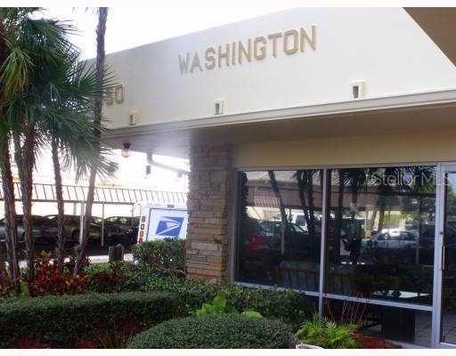 4550 Cove Cir. #702, St Petersburg, FL 33708