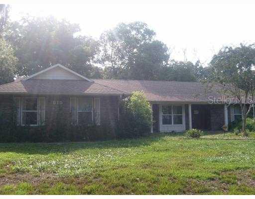 815 Lakeside Dr., Seffner, FL 33584