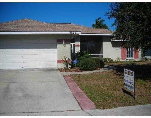 4839 9th Ave., Bradenton, FL 34208