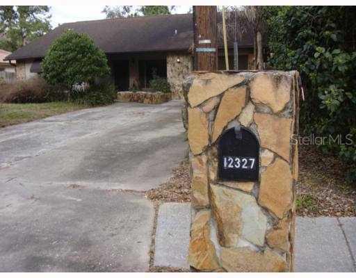 12327 Woodleigh Ave., Tampa, FL 33612