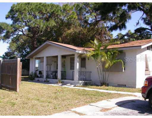 1042 10th Ave., Largo, FL 33770