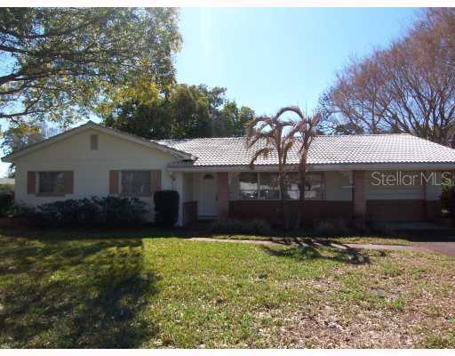 1700 Devonshire Dr., St Petersburg, FL 33710