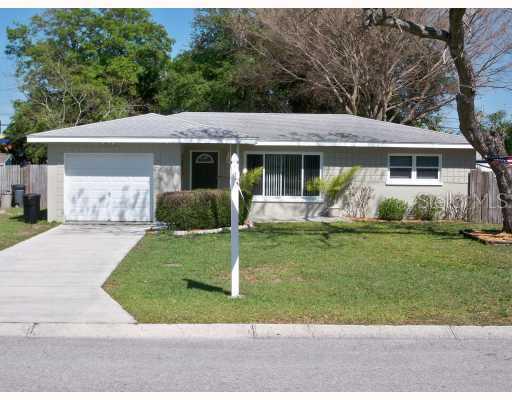 10489 108th St., Largo, FL 33778