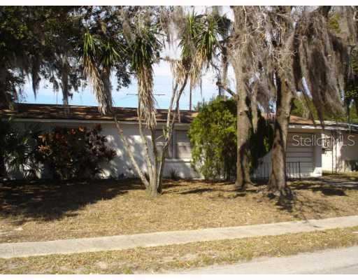 4545 Eastwood Ln., Holiday, FL 34690