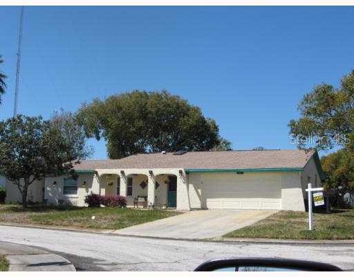 1815 Font Ln., Holiday, FL 34691