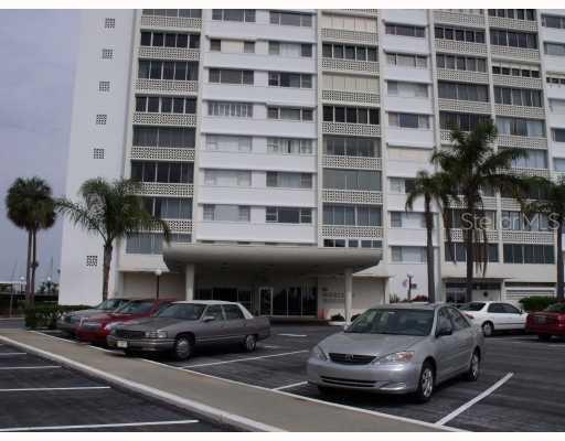 31 Island Way #208, Clearwater Beach, FL 33767