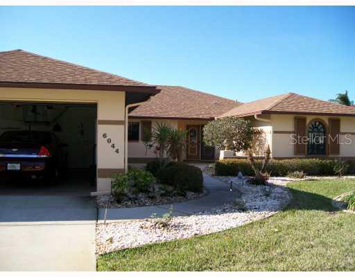 6044 Fall River Dr., New Port Richey, FL 34655