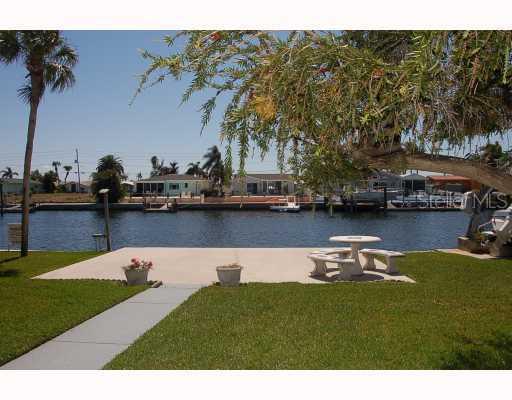 4050 Perry Pl., New Port Richey, FL 34652