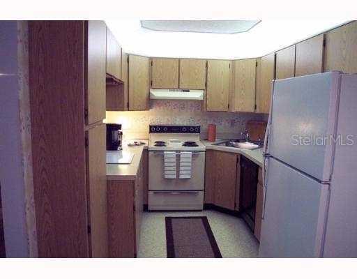 3211 Lake Pine Way #F2, Tarpon Springs, FL 34688