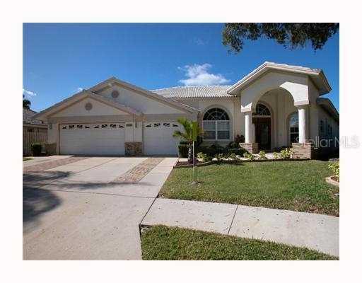 10514 100th St., Largo, FL 33773