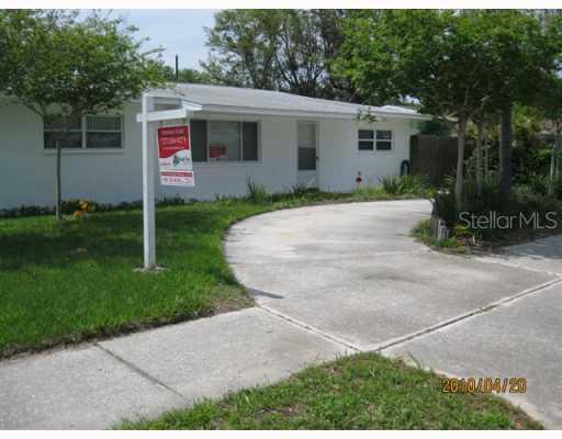 864 Keene Rd., Largo, FL 33771