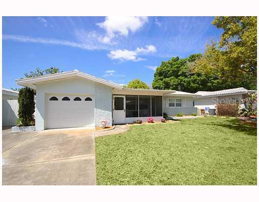 2343 Black Oak Ln., Clearwater, FL 33763