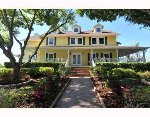 1961 Cove Ln., Clearwater, FL 33764