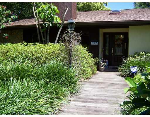 237 20th Ave., St Petersburg, FL 33704