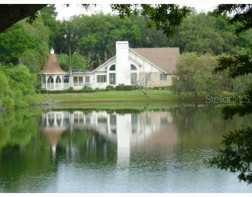 3270 Meadow View Ln., Palm Harbor, FL 34683