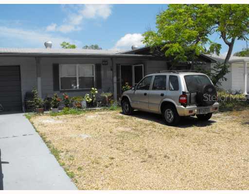 4215 Ridgefield Ave., Holiday, FL 34691