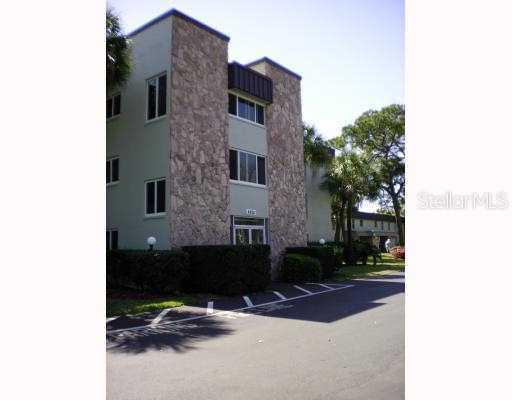 4925 38th Way #106, St Petersburg, FL 33711