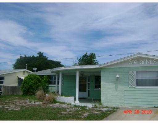 2112 Maureen Dr., Holiday, FL 34690