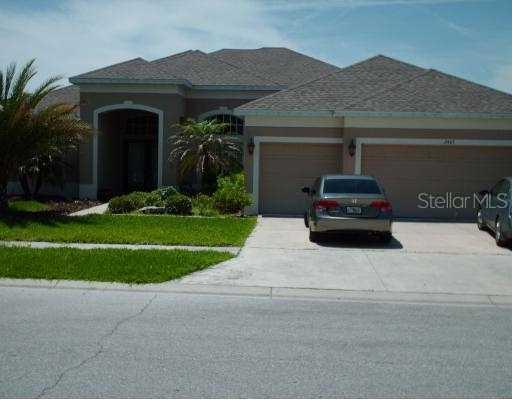 2405 Fountain Grass Dr., Valrico, FL 33594