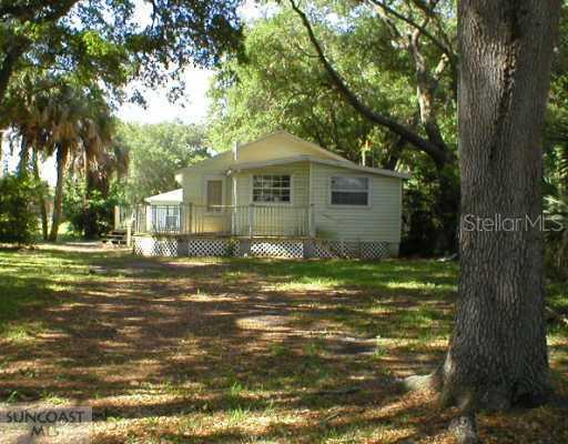 1120 S 15th Ave., St. Petersburg, FL 33705