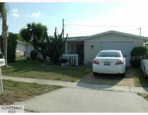 2043 Erin Dr., Holiday, FL 34690