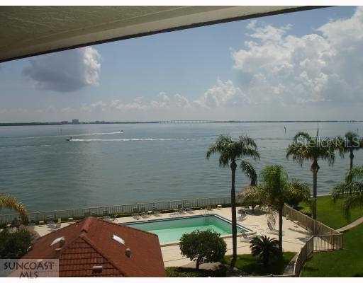 103 1st St. #314, Tierra Verde, FL 33715
