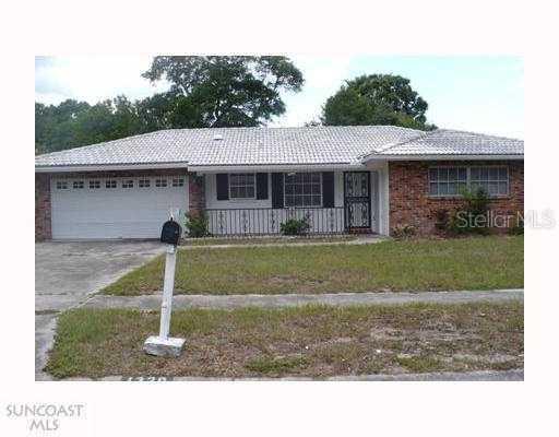 1320 Oakbrook Dr., Largo, FL 33770