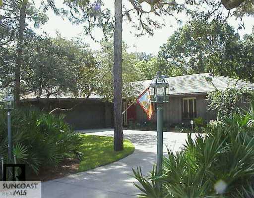 13000 98th Ave., Seminole, FL 33776