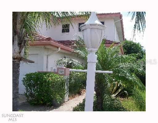 903 Pinellas Bayway South #304, Tierra Verde, FL 33715