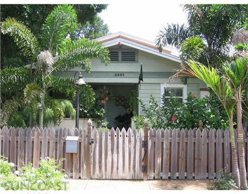 2401 Dartmouth Ave., St Petersburg, FL 33713