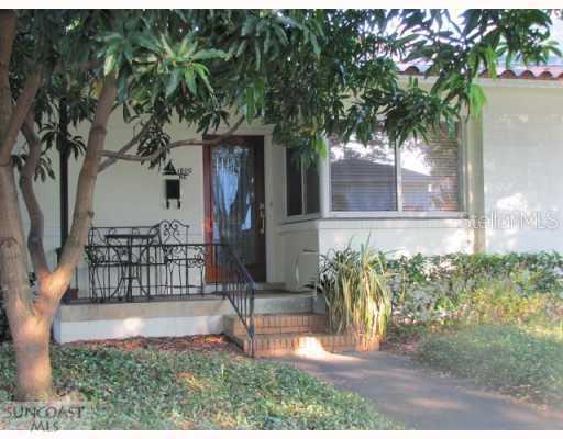 1800 Locust St., St Petersburg, FL 33704
