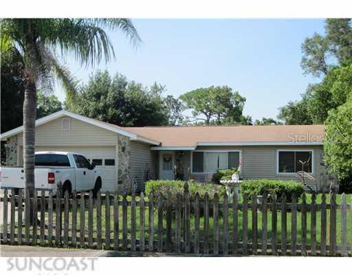 1205 E Boyer St., Tarpon Springs, FL 34689