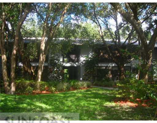 3241 Fox Chase Cir. #104, Palm Harbor, FL 34683