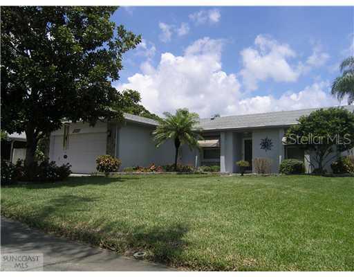 12127 72nd St., Largo, FL 33773