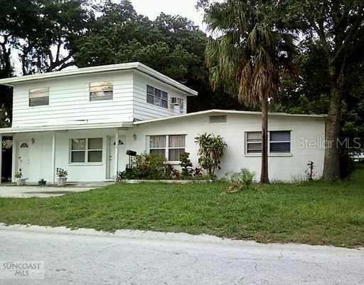 2224 47th St., St Petersburg, FL 33711