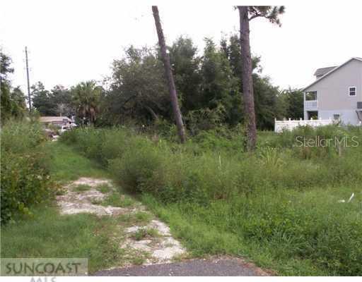 Desoto Ave., Tarpon Springs, FL 34689