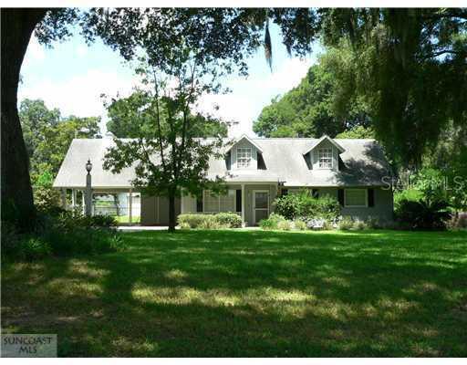206 N Taylor Rd., Seffner, FL 33584