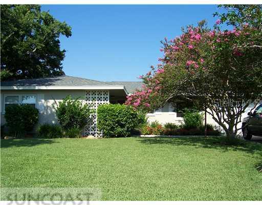 8977 110th Ln., Seminole, FL 33772