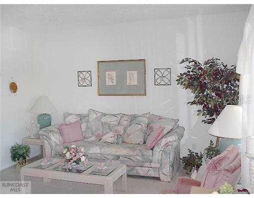 2466 Ecuadorian Way #76, Clearwater, FL 33763