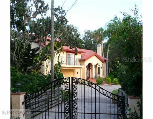 11025 Spring St., Largo, FL 33774