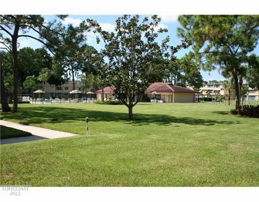 4710 Bay St. #207, St Petersburg, FL 33703