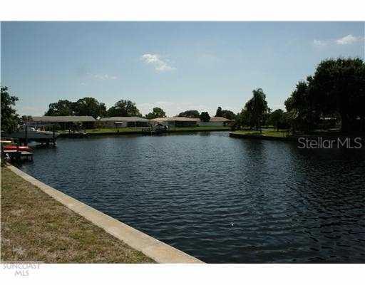 156 98th Ave., St Petersburg, FL 33702