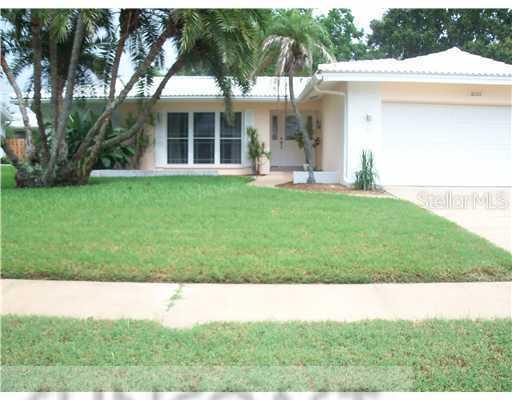 10311 Monarch Dr., Largo, FL 33774