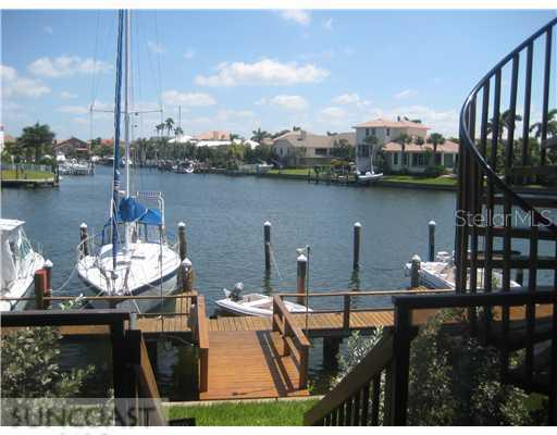 557 Pinellas Bay Way #304, St Petersburg, FL 33715