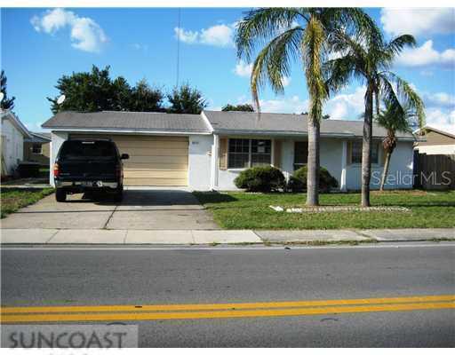 3215 Holiday Lake Dr., Holiday, FL 34691