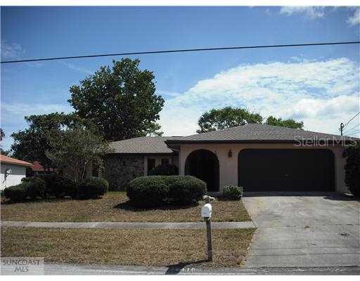 16110 Surrey Dr., Hudson, FL 34667