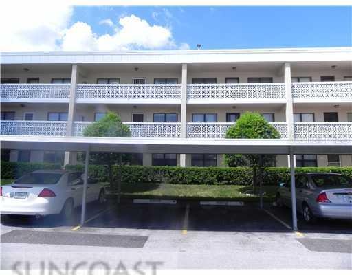 4920 Locust St. #203, St Petersburg, FL 33703