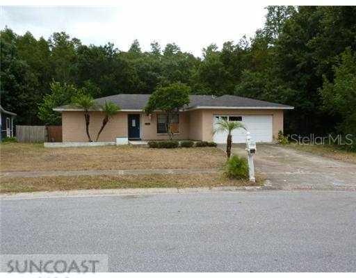 1264 Eastwood Dr., Lutz, FL 33549