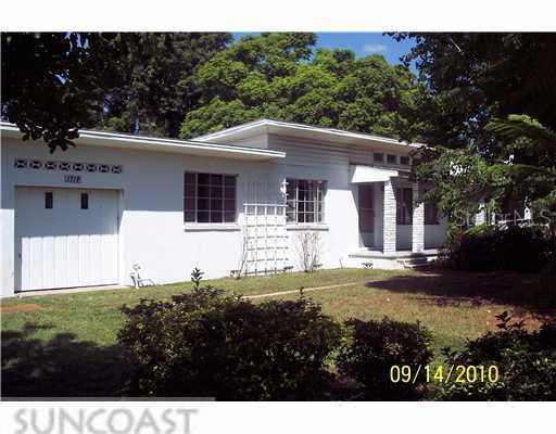 1719 Gray St., Gulfport, FL 33707